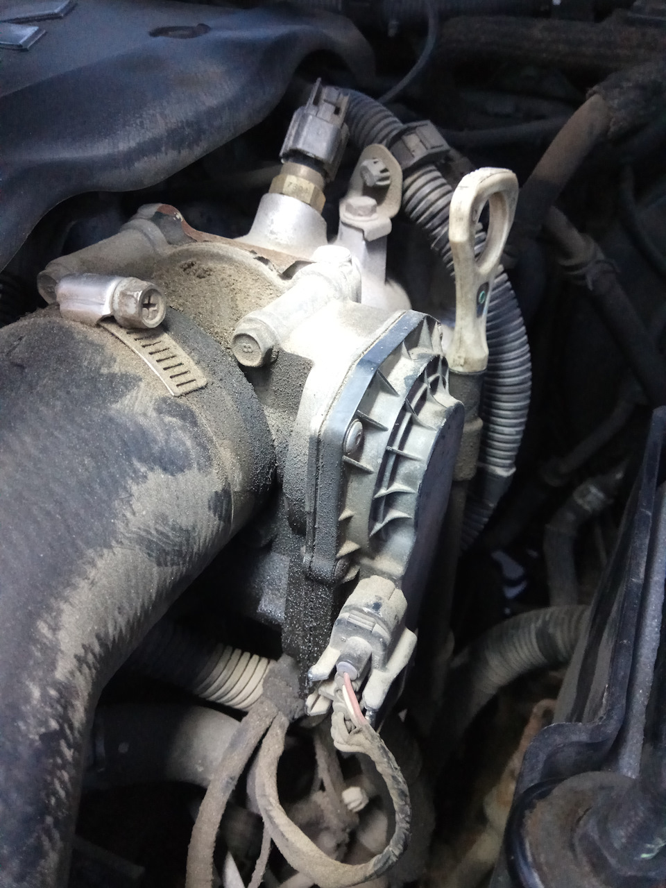 Кто как лечит передув турбины? — Mitsubishi L200 (4G), 2,5 л, 2007 года ...