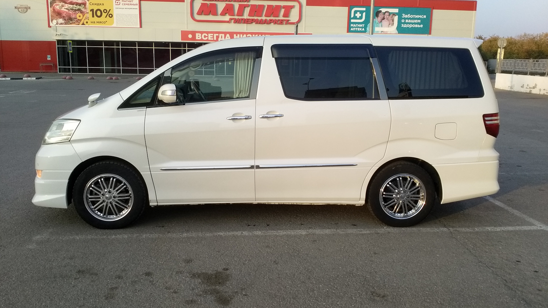 Toyota Alphard 3.0 бензиновый 2007 | Басик на DRIVE2