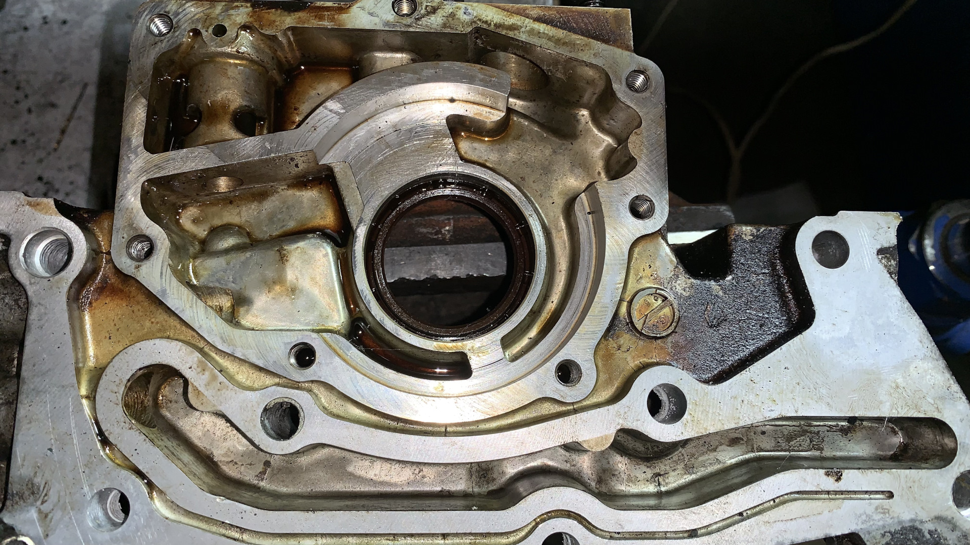 ВОССТАНОВЛЕНИЕ МАСЛЯНОГО НАСОСА — Mitsubishi Pajero (3G), 3,5 л, 2002 ...