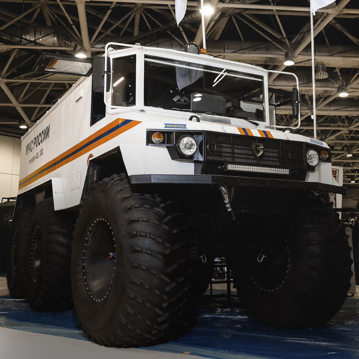 «Бурлак» для МЧС отправился в Якутию — Вездеход Бурлак, 2,8 л, 2018 ...