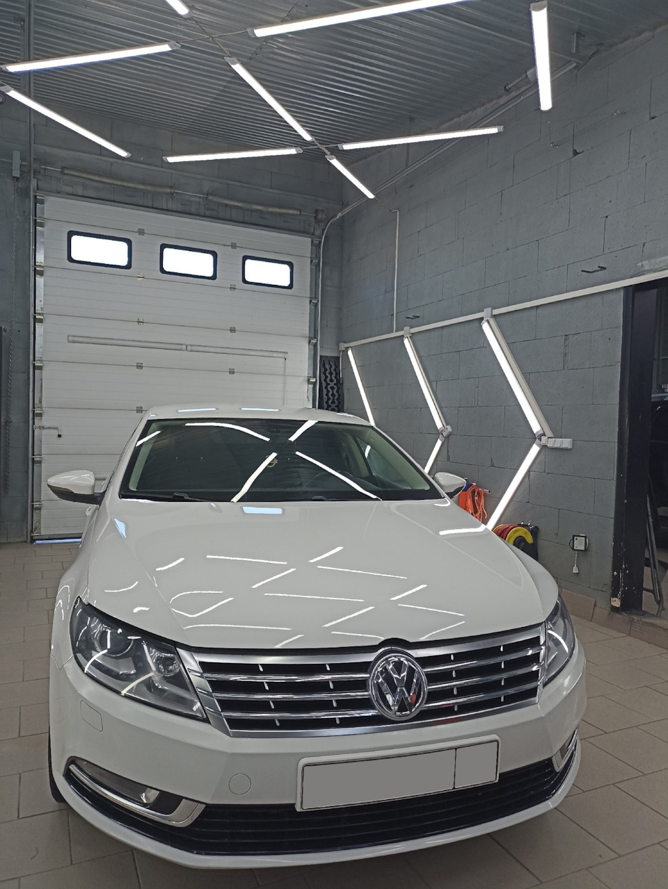 #32 Повторное бронирование капота полиуретановой пленкой — Volkswagen ...