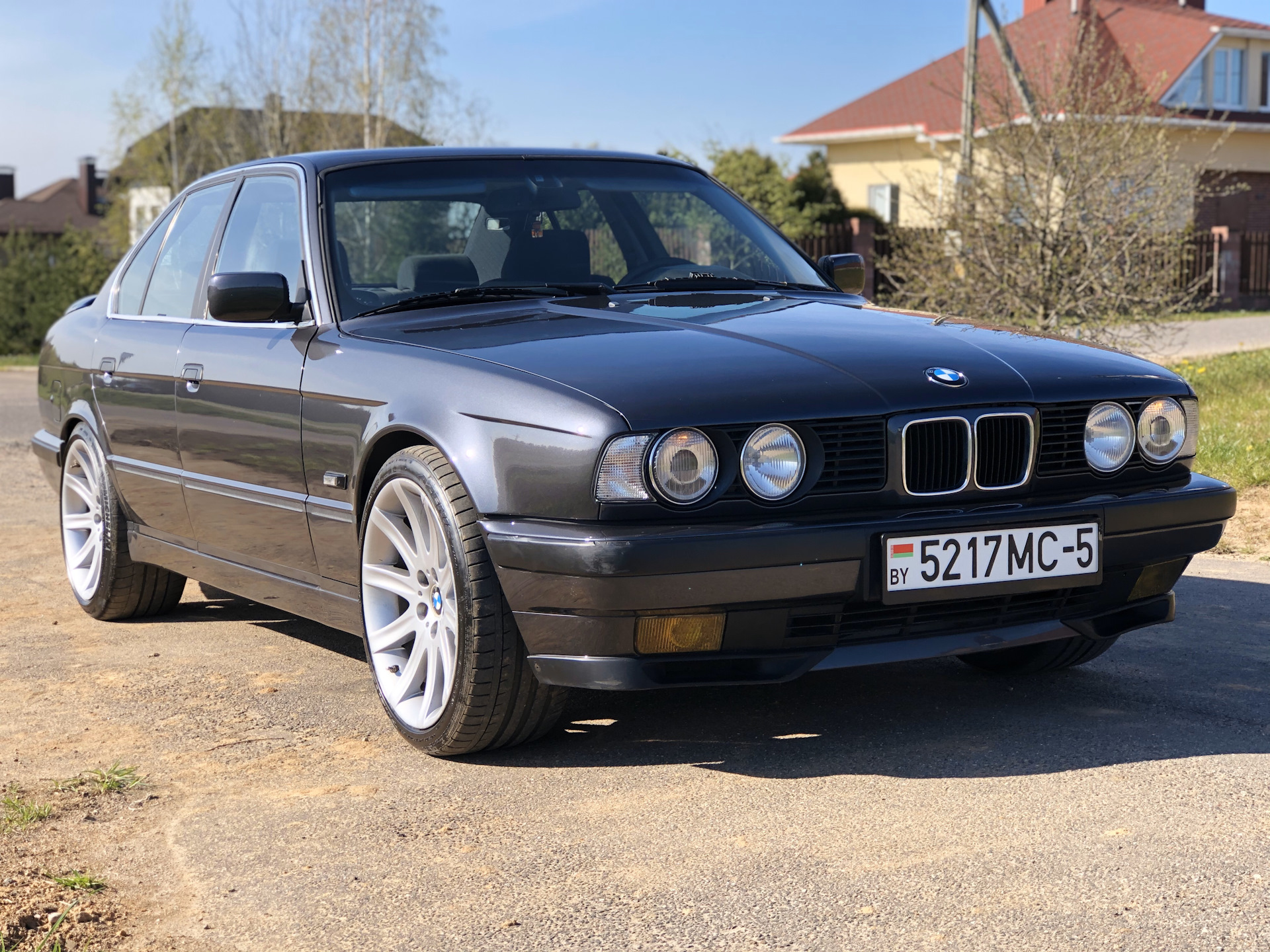 BMW e34 520