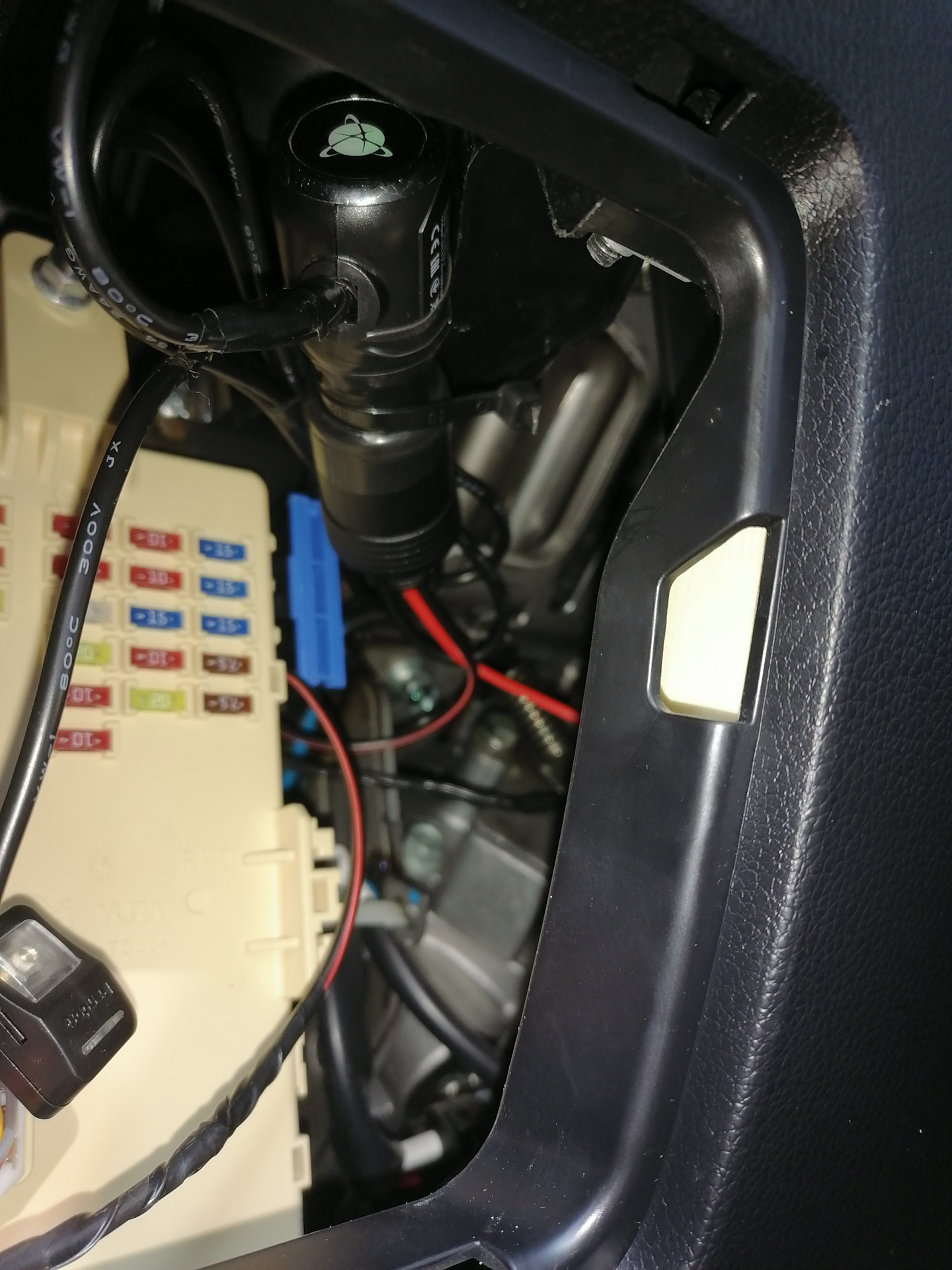 -Подключение видеорегистратора NAVITEL MR 250 от зажигания; — KIA ...