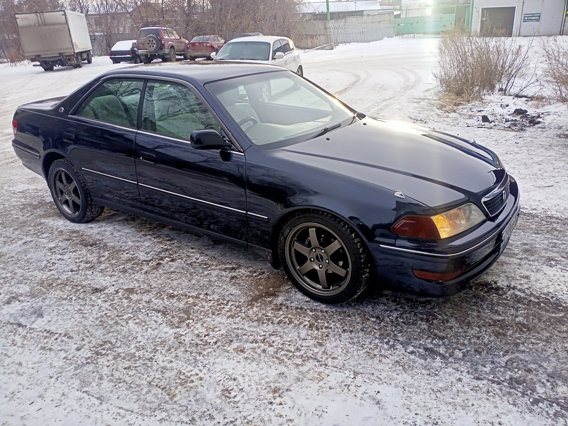 Снятие тонировки заднего стекла — Toyota Mark II (100), 2 л, 1999 года ...
