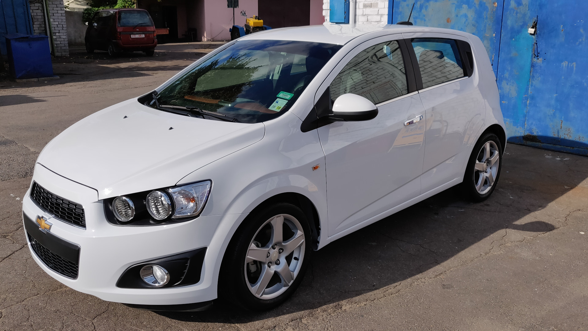 Chevrolet Aveo 5-door (2G) 1.4 бензиновый 2015 | SONIC 1.4Turbo LTZ на  DRIVE2