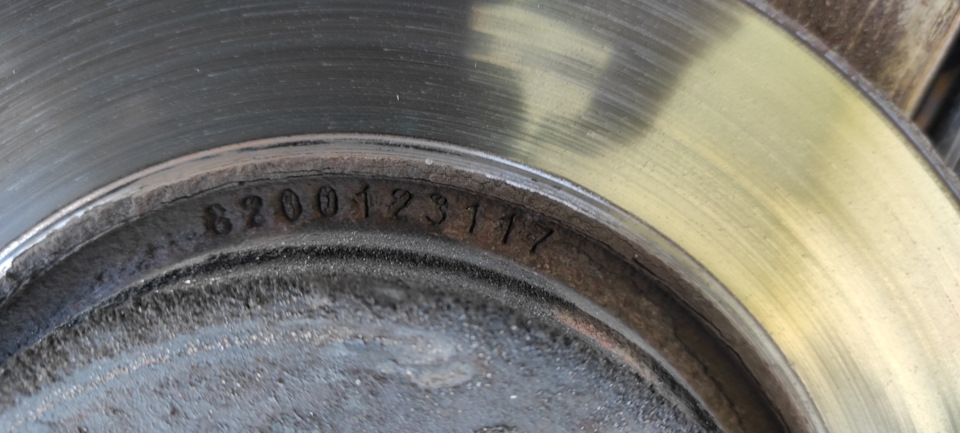 Фото в бортжурнале Renault Logan (1G)