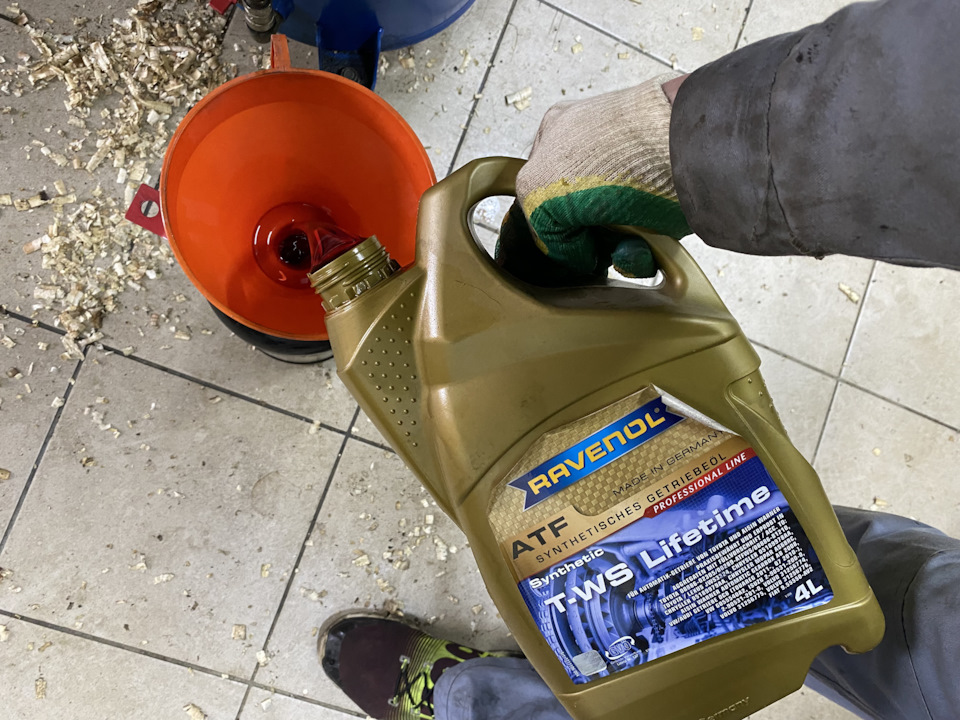 Ravenol ATF T-WS Lifetime — Toyota Land Cruiser 200