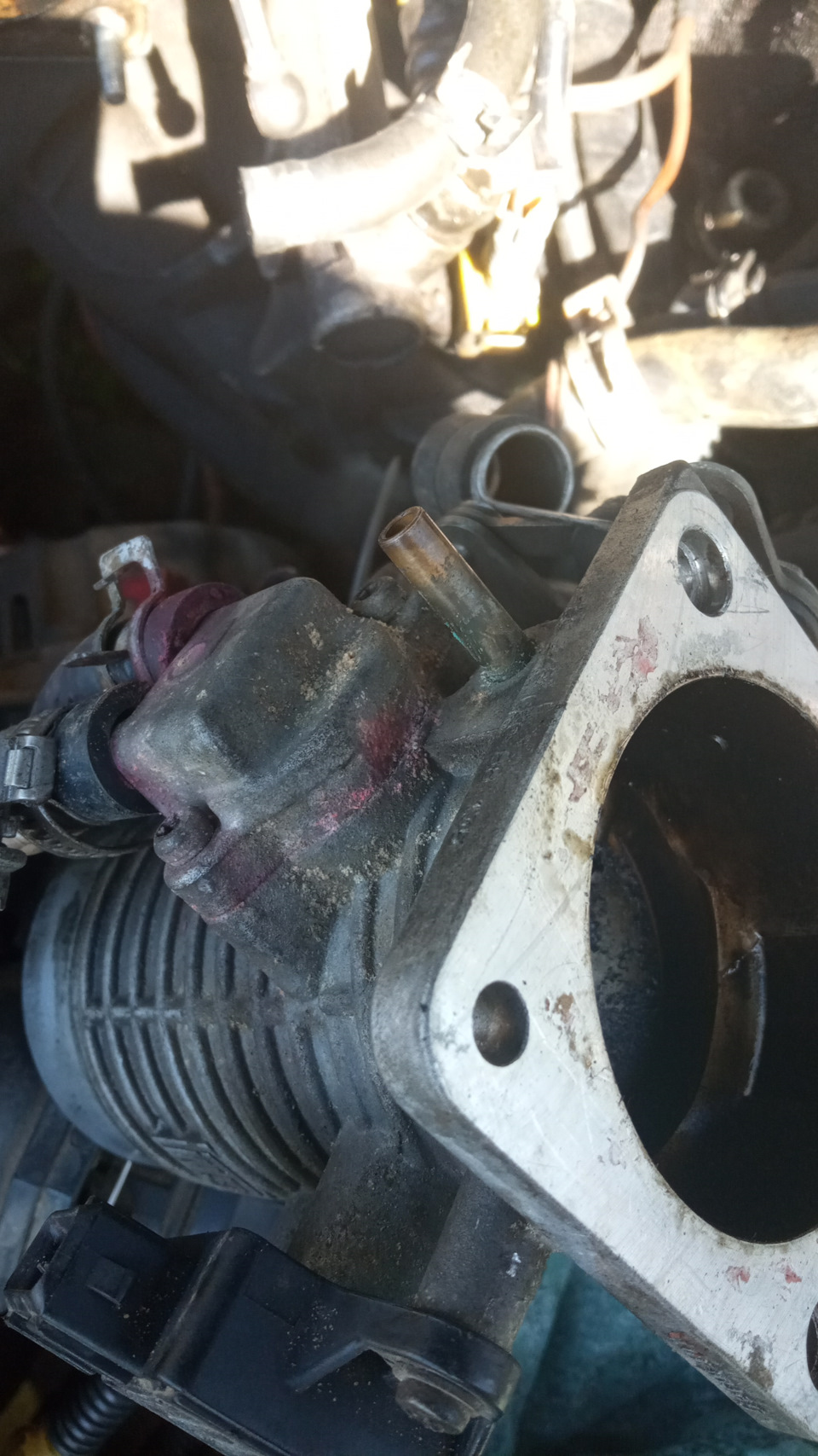 Шланги дроссельной заслонки x20se — Opel Omega B, 2 л, 1998 года ...