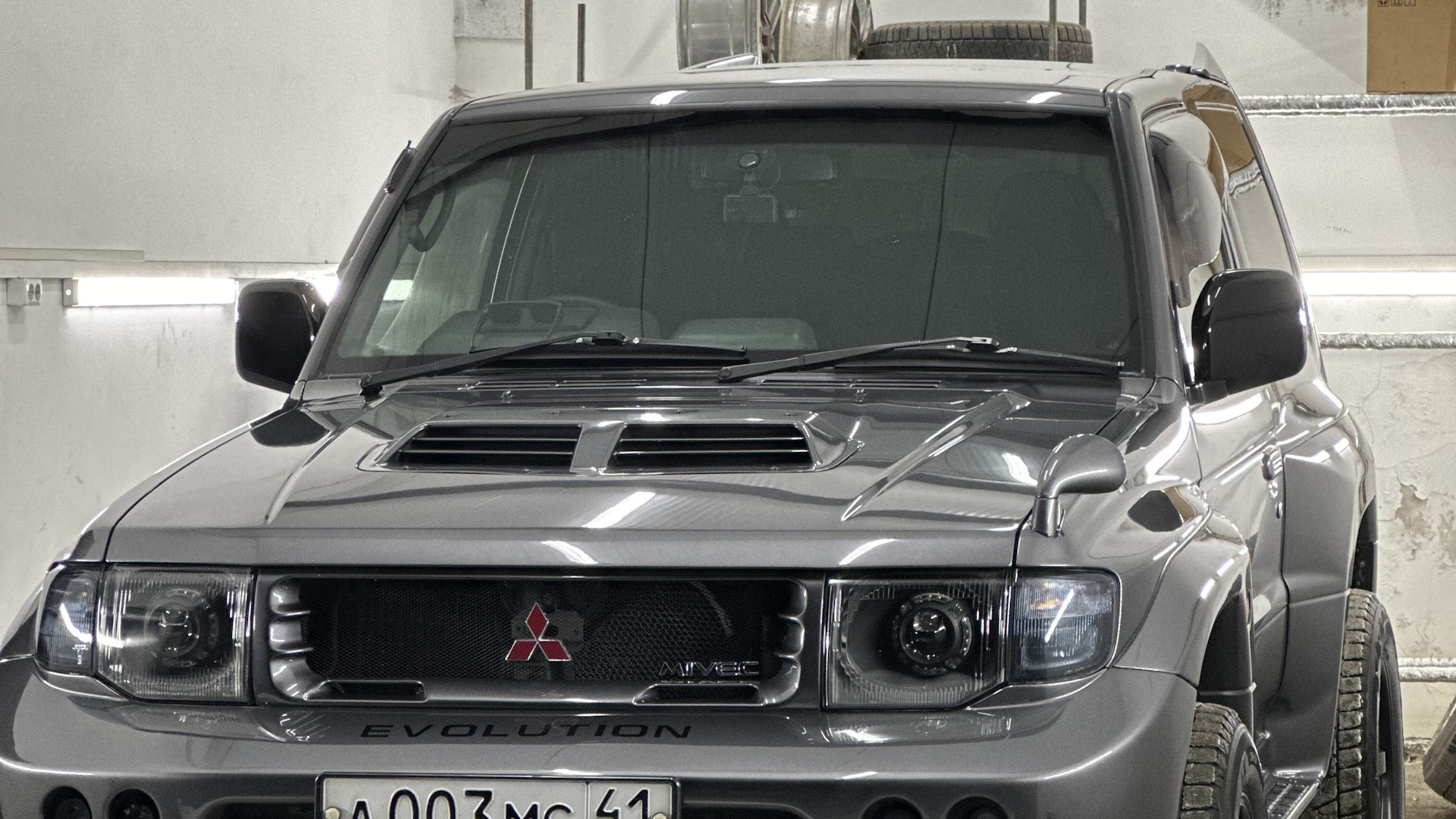 Продажа Mitsubishi Pajero Evolution 1997 (бензин, МКПП) — с историей  обслуживания — DRIVE2.RU