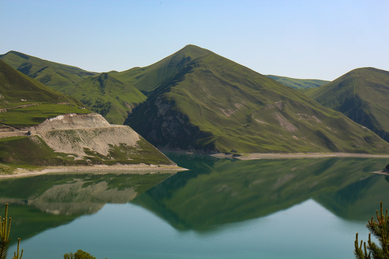 Озеро Кезеной-ам Чеченская республик беседка