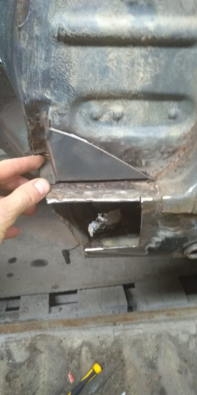 Замовилил площадку под аккумулятор — УАЗ Patriot, 2,2 л., 2013 года ...