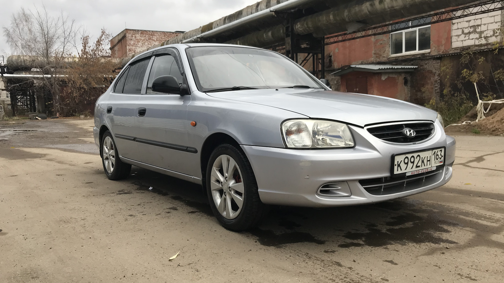 Hyundai Accent (2G) 1.5 бензиновый 2008 | Серый металлик на DRIVE2