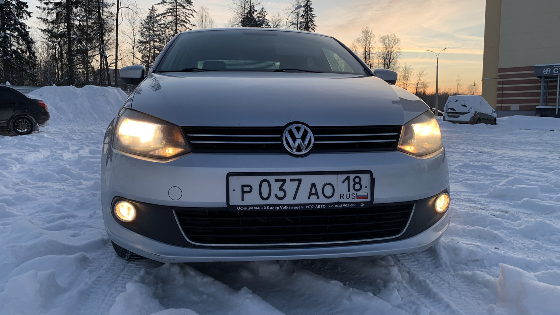 Volkswagen Polo Sedan 1.6 бензиновый 2014 | на DRIVE2