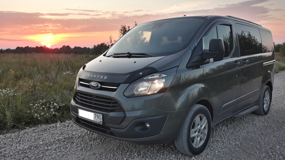 Торнео кастом отзывы. Ford Tourneo Custom 2017. Форд Торнео кастом 2023. Ford Tourneo Custom отзывы.