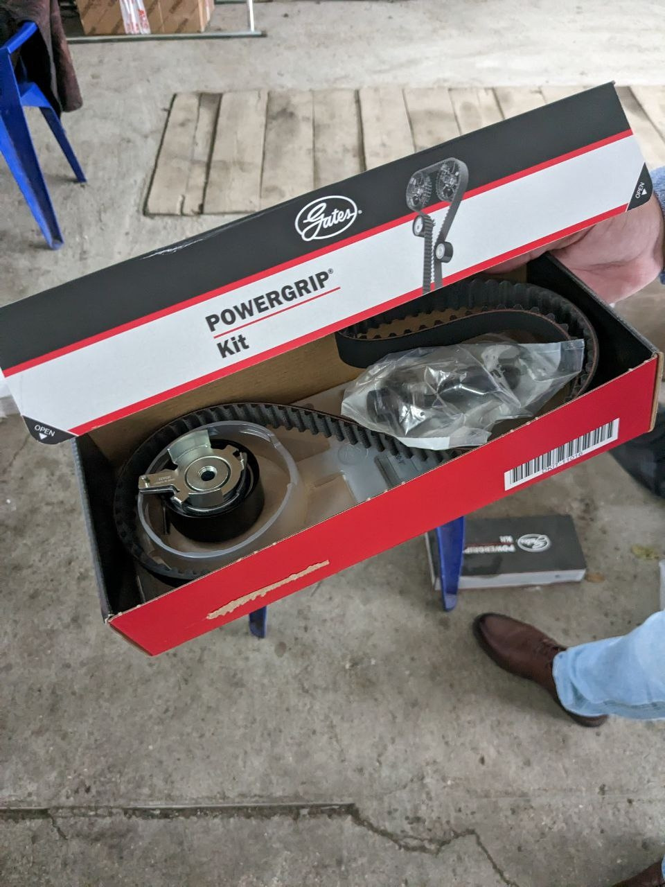 Замена ремня ГРМ и масла — Ford Focus III Wagon, 1,6 л, 2013 года ...