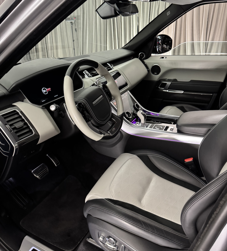 Салон чистый и ухоженный, всё приятно и комфортно — Porsche Panamera (2G) 971