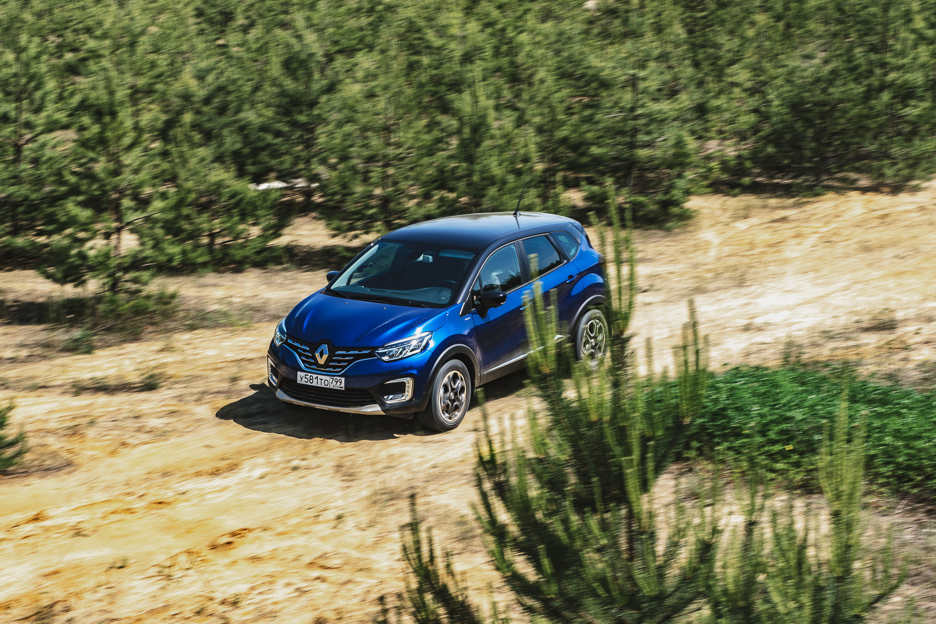 Renault arkana. Рено логан каптур брендированная. Тест драйвы рено. Тест драйвы рено. Тест драйв рено.