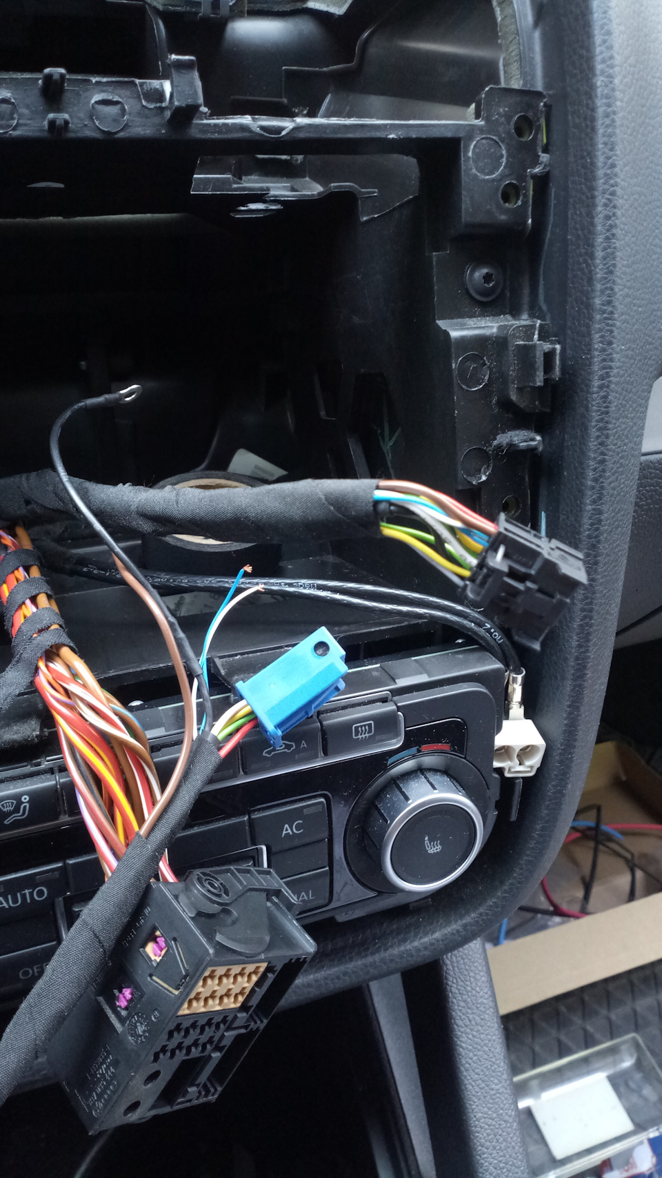 Как подключить юсб на rcd 310