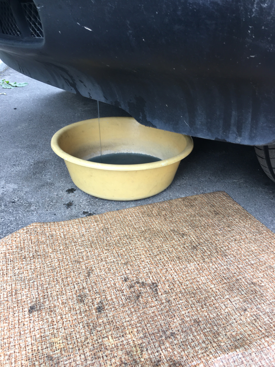 «Ярик, бачок потік!» — Треснул расширительный бачок E53 M57d30 — BMW X5 ...