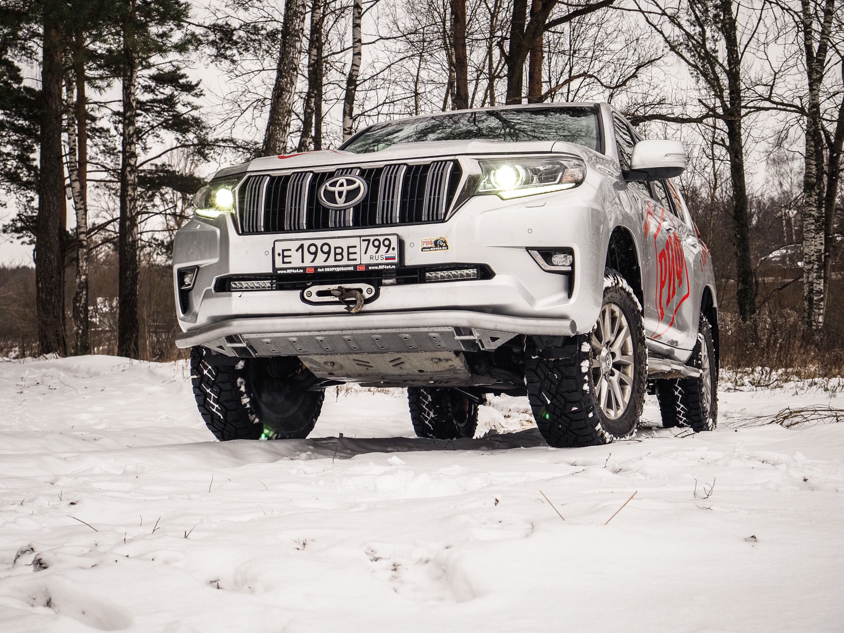 Бампер прадо 150. LC Prado 150 off Road. Силовой бампер риф на Прадо 150. Силовой бампер Прадо 150. Обвес риф Прадо 150.