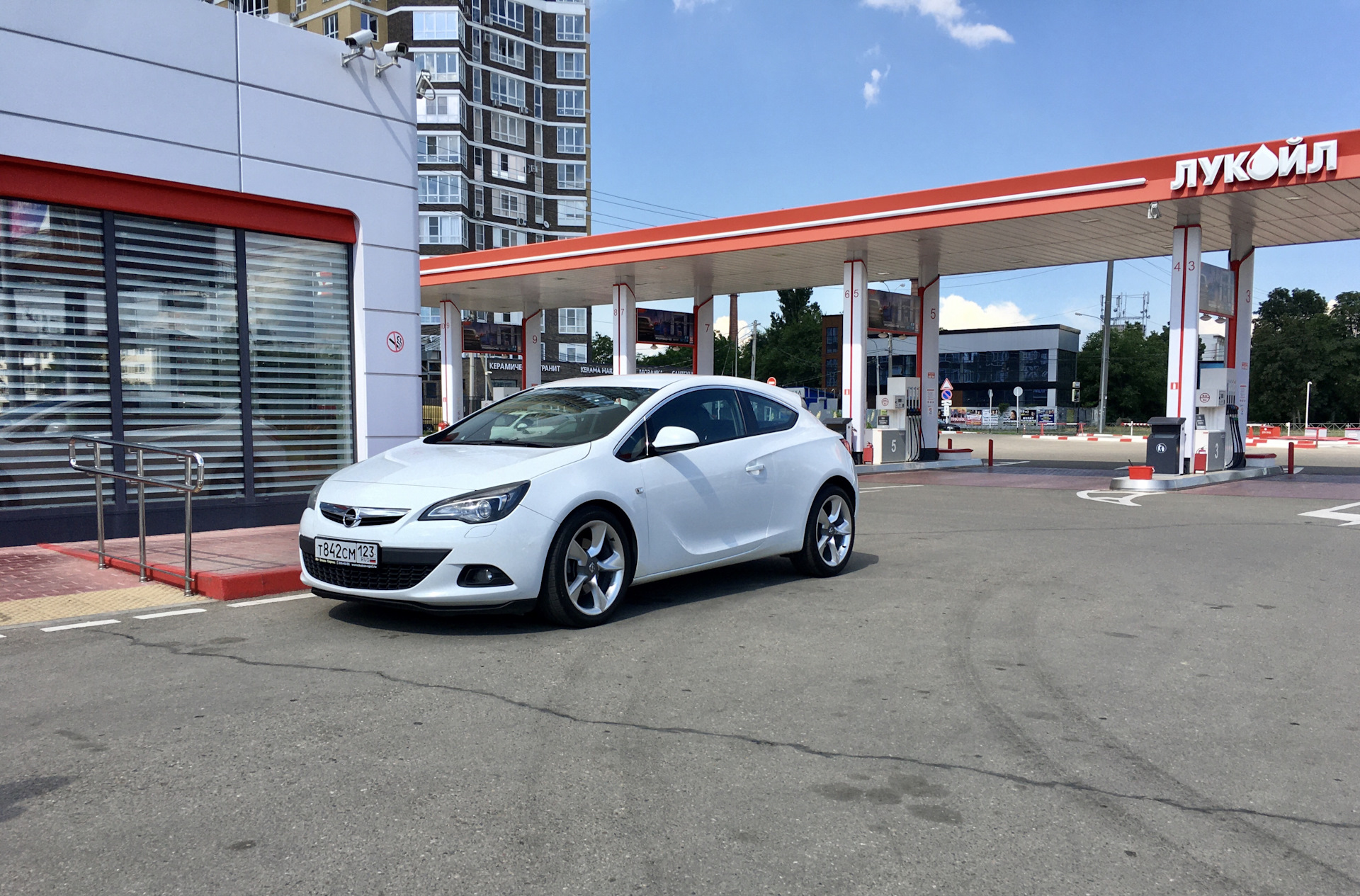 Opel GTC 170 л.с колбасит при остановке. — Сообщество «Opel Astra» на DRIVE2