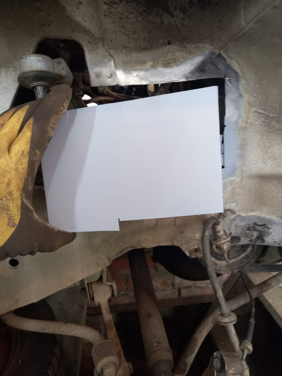 Латка на передний стакан 1.5мм метал — Lada Приора универсал