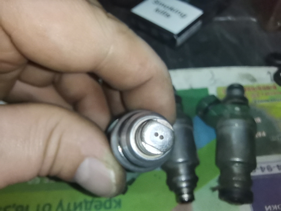 Замена уплотнительных резинок на форсунках Sx80 — Toyota Cresta (80), 2 ...