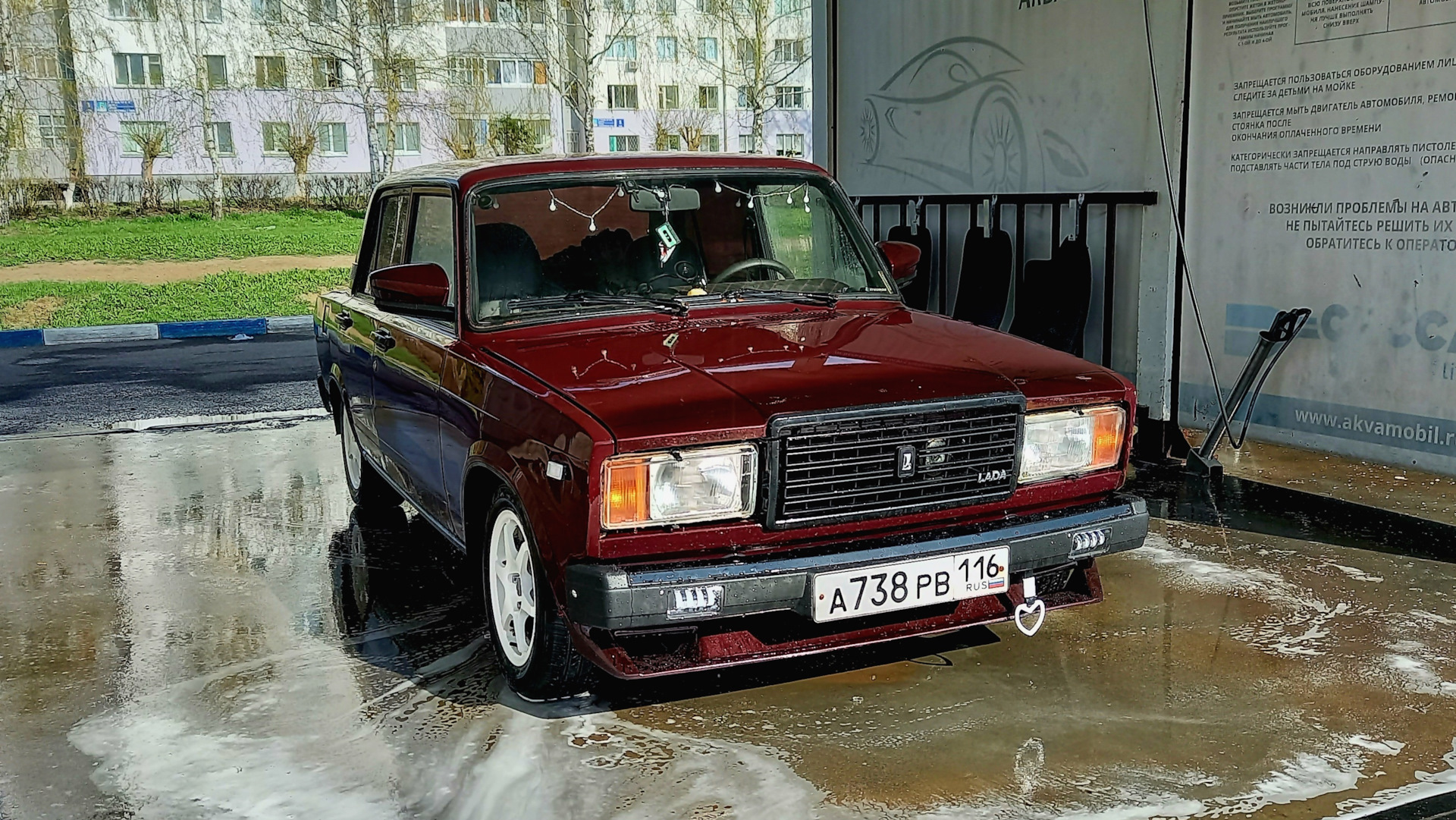 Колхозим бампер диодными птф, новая губа, новые колеса — Lada 210740, 1,6  л, 2007 года | стайлинг | DRIVE2