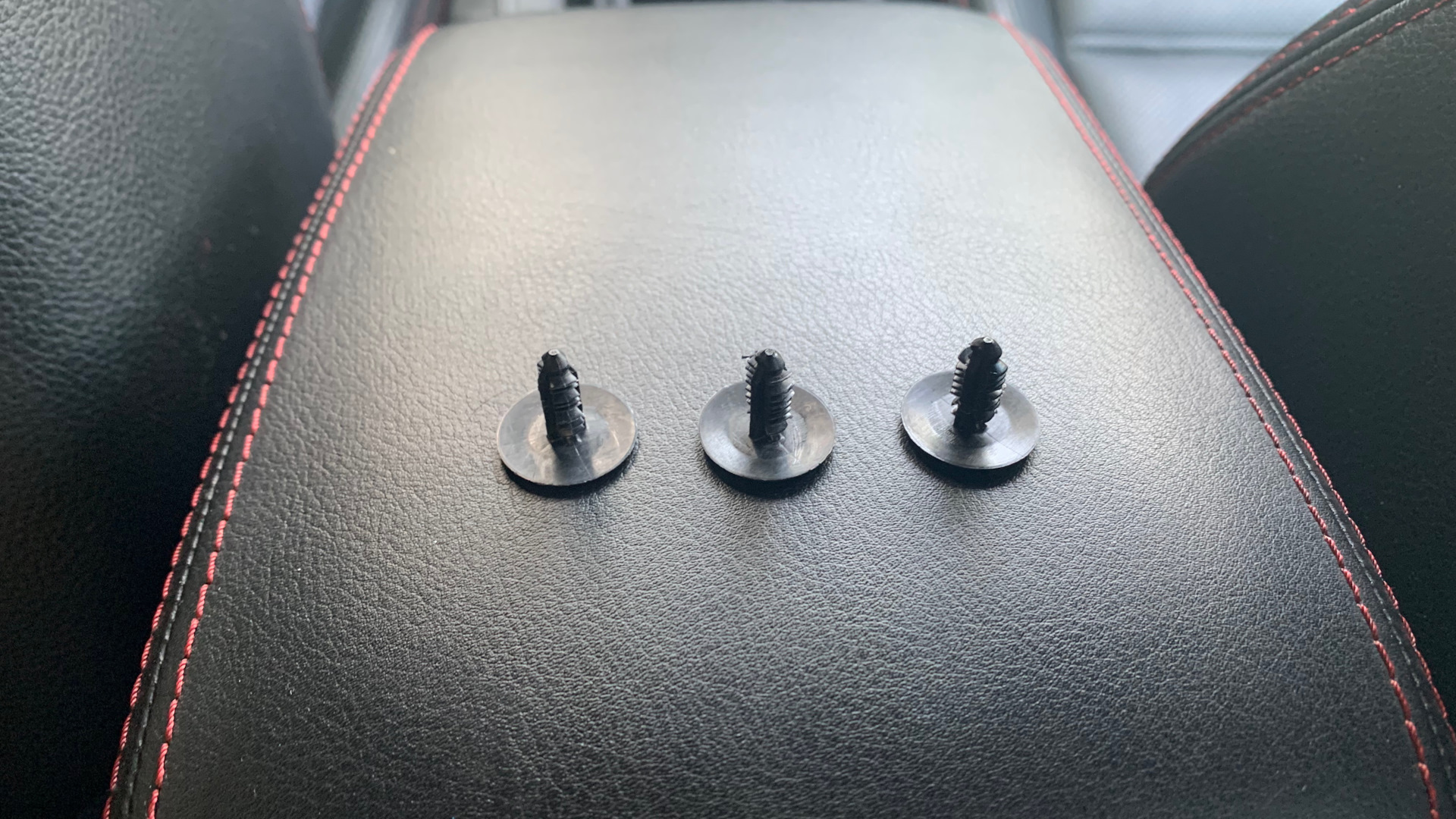 Гул / вой / скрип водительского сидения — Mazda 6 (3G) GJ, 2,5 л, 2013