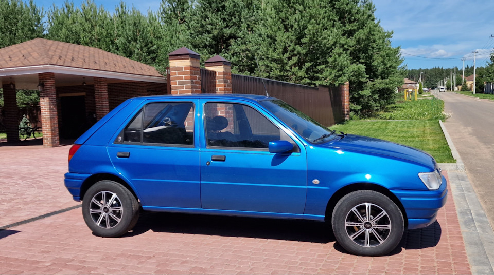 Непонятная просадка напряжения. — Ford Fiesta (Mk III), 1,1 л, 1989 ...