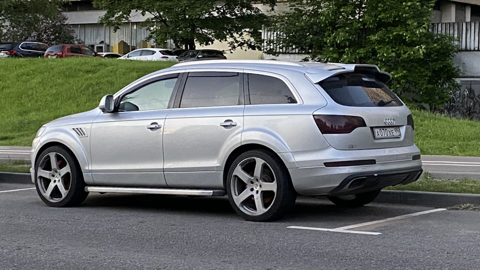 Фото в бортжурнале Audi Q7 (1G)