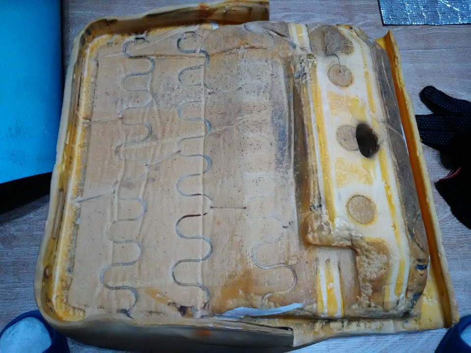 Разборка и ремонт водительского сиденья ВАЗ 2110 — Lada 21114, 1,6 л ...