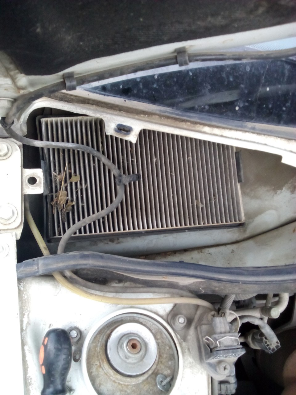 #3 Тропеция дворников, сезонная переобувка… — Lada Калина универсал, 1 ...