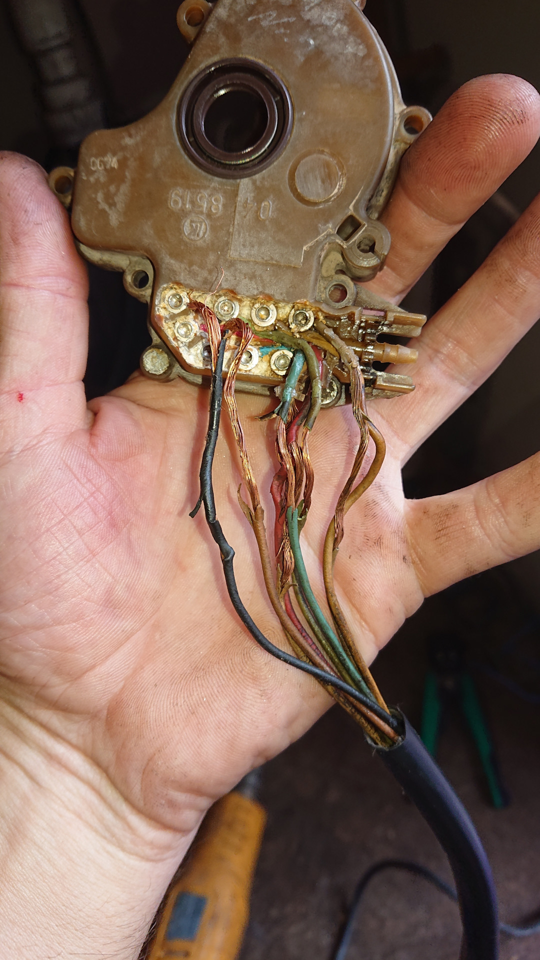 Многофункциональный переключатель АКПП F125 — Audi 100 (C4), 2,6 л ...