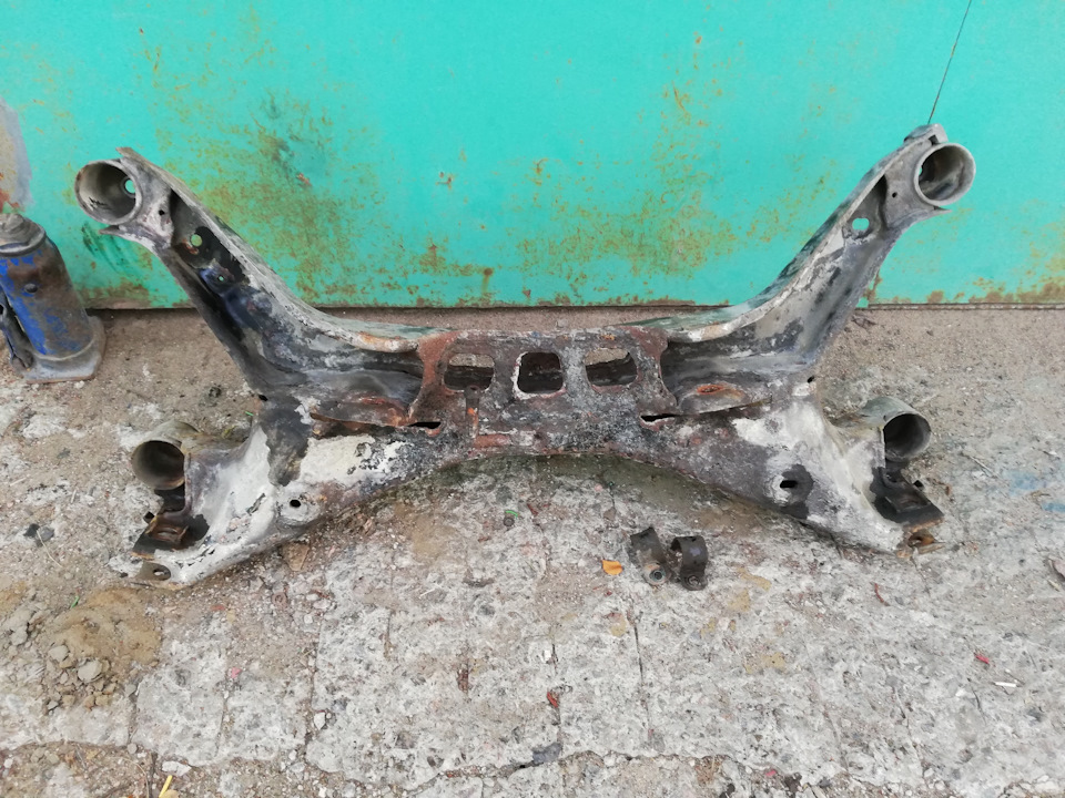 Защита двигателя — Hyundai i30 (2G), 1,6 л, 2012 года | запчасти | DRIVE2