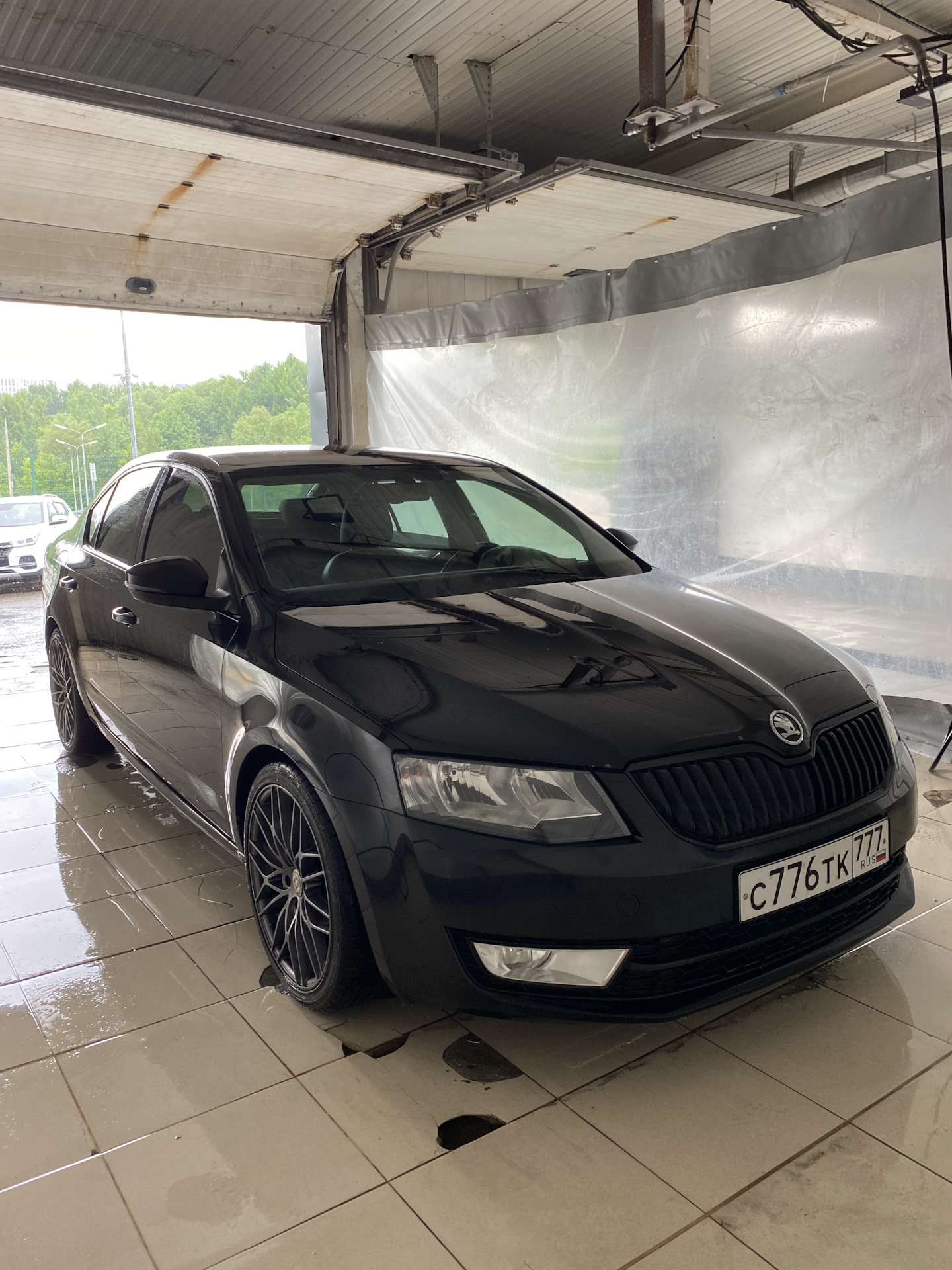 Skoda Octavia 2016 черная