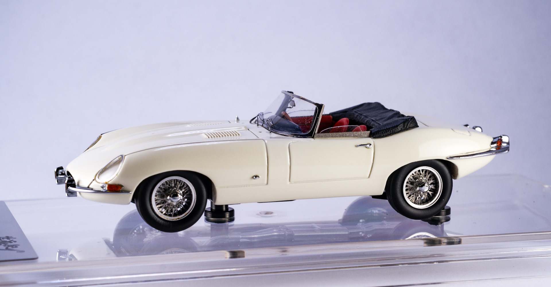 Jaguar E-type series 1 1961 (1/43 Century Dragon) — Сообщество 