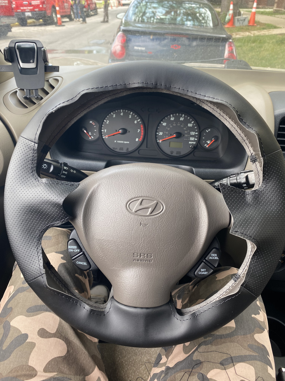 Кожаная оплетка на руль — Hyundai Santa Fe (1G), 2,7 л, 2004 года ...