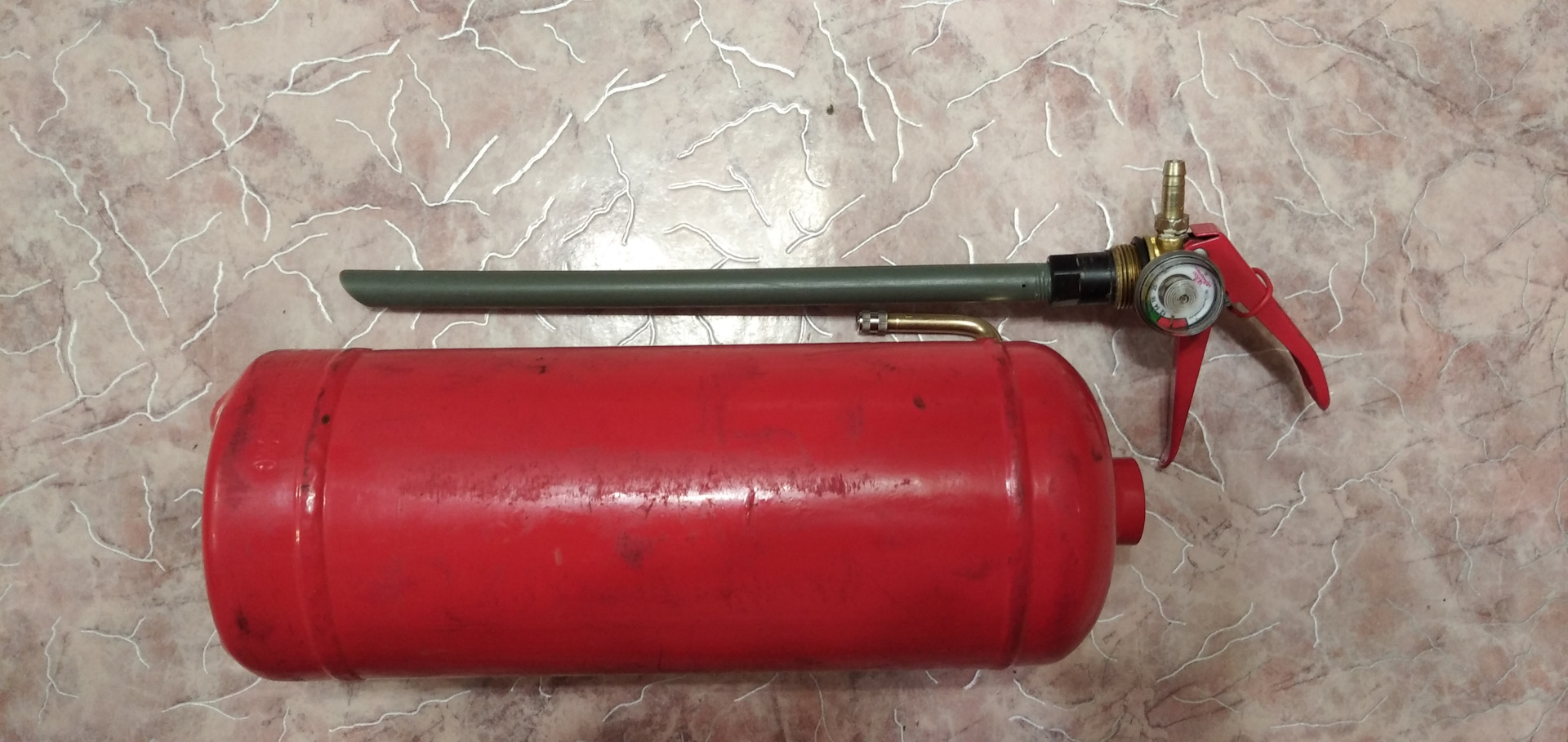 Мовильница из огнетушителя — Toyota Altezza, 2 л, 1999 года | своими ...