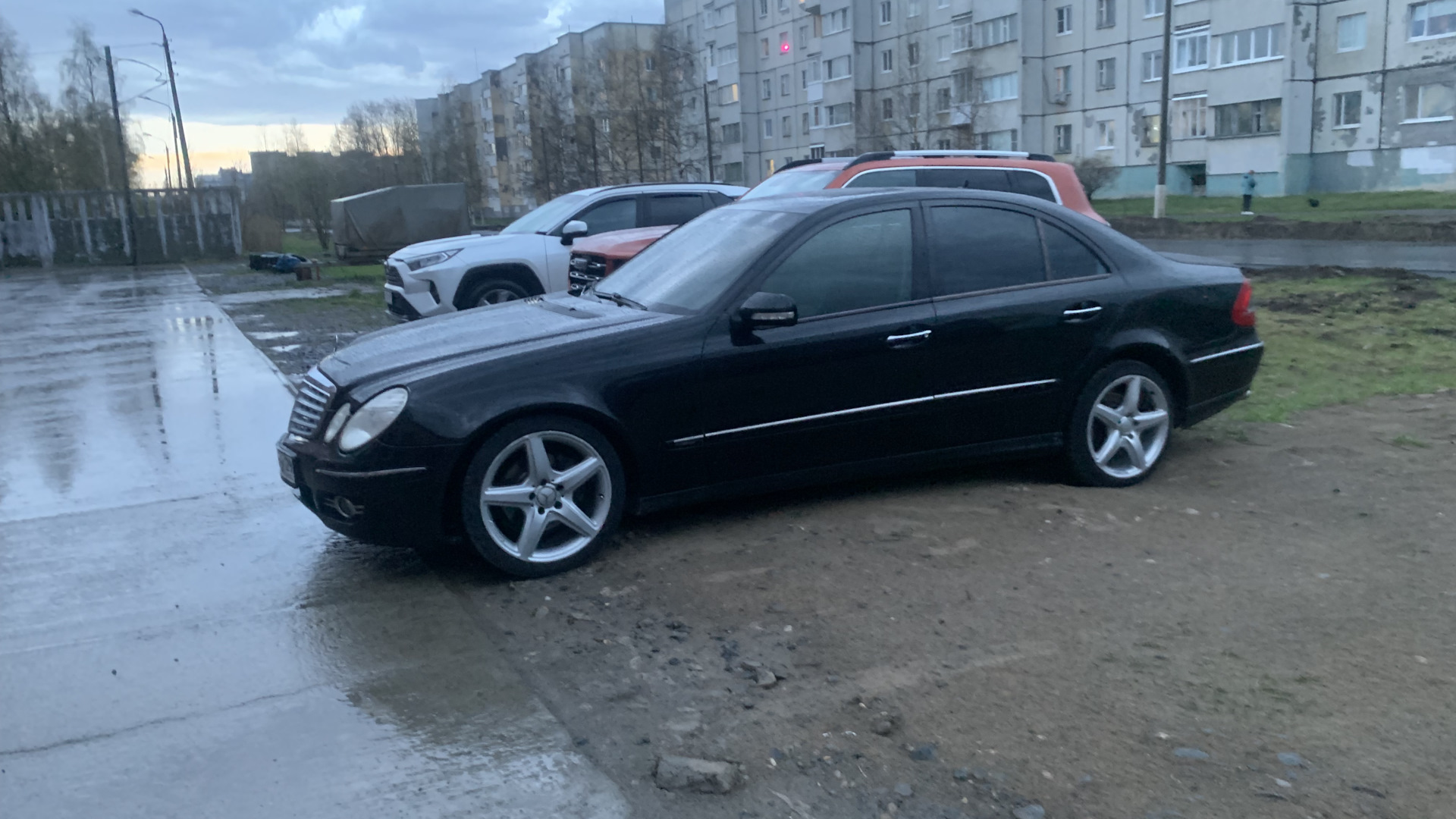 Продажа Mercedes-Benz E-class (W211) 2008 (бензин, АКПП) — с историей  обслуживания — DRIVE2.RU