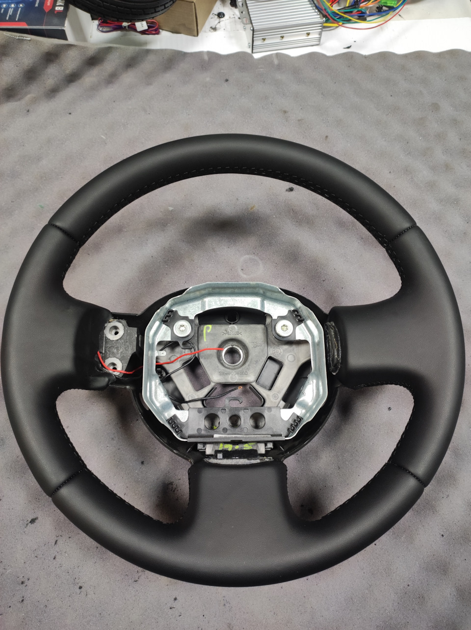 Руль с подогревом — Nissan Micra (K12), 1,4 л, 2007 года | аксессуары ...