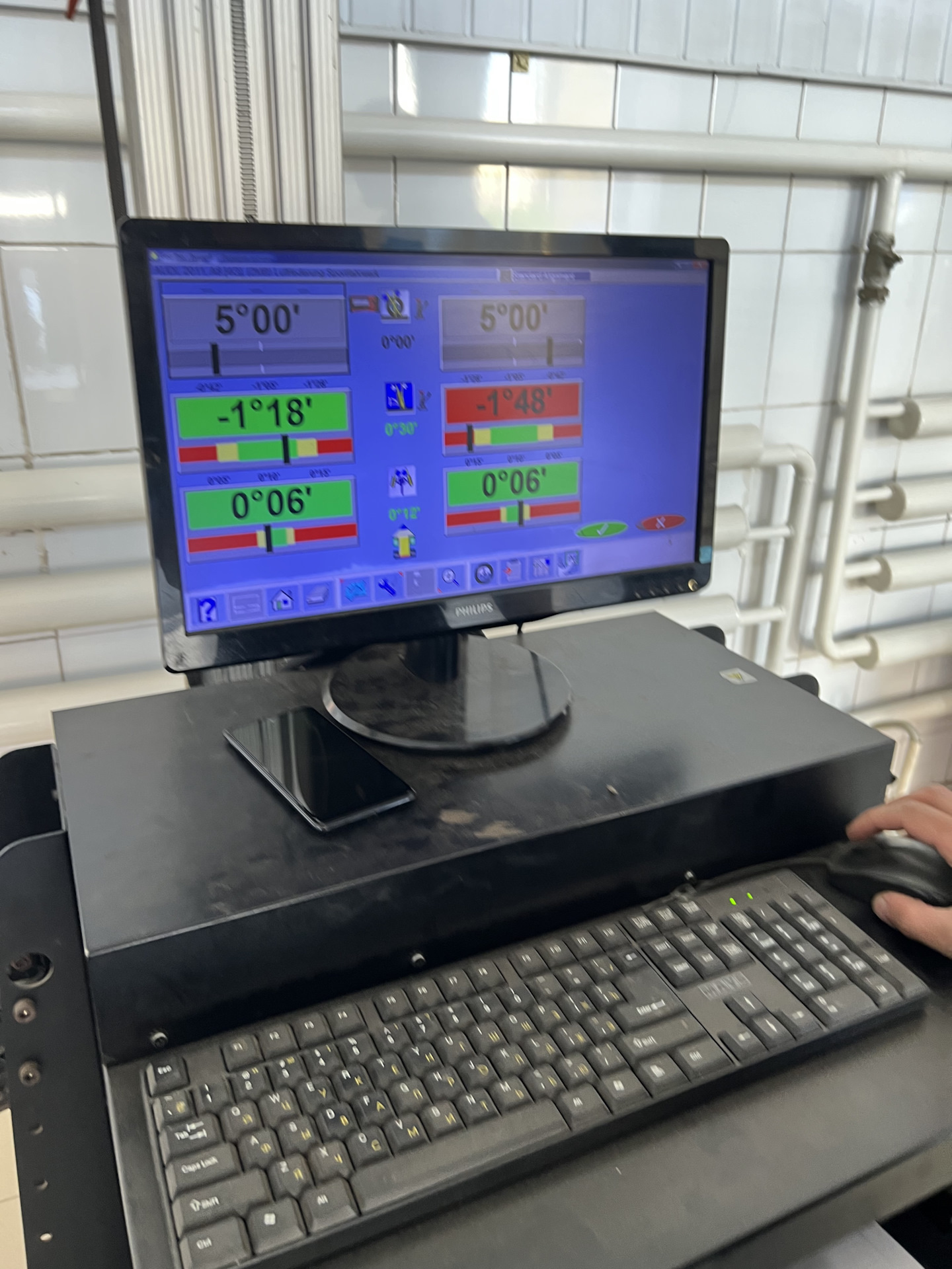 Настройка сход-развала — Audi A6 (C7), 3 л, 2011 года | визит на сервис ...