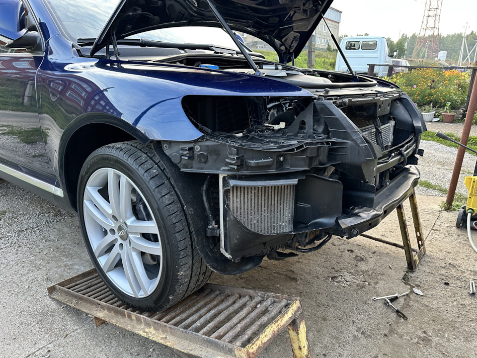 Фото в бортжурнале Volkswagen Touareg (1G)