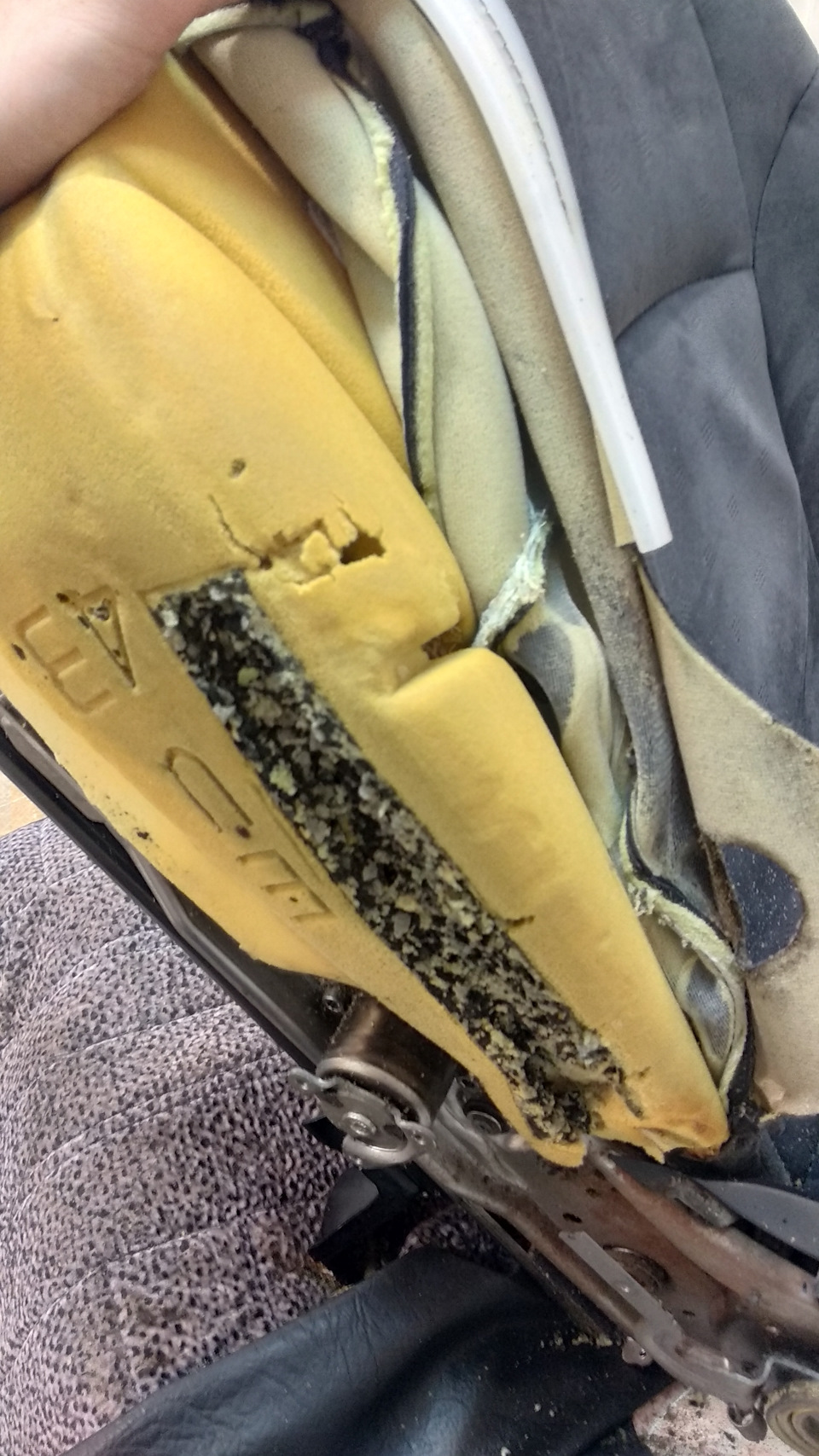 Мелкий ремонт — Mitsubishi Grandis, 2,4 л, 2005 года | визит на сервис ...