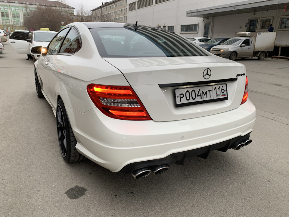 Mercedes c207 РІС‹С…Р»РѕРї