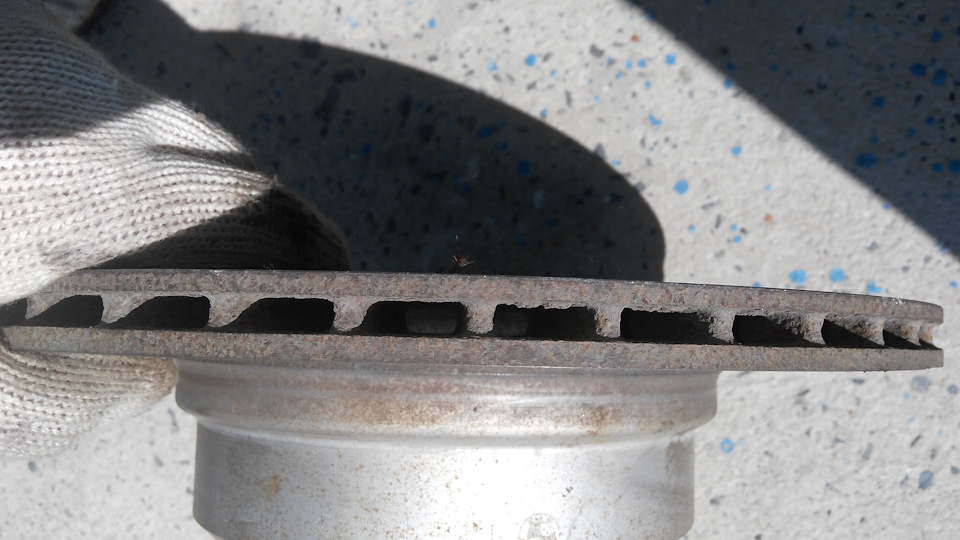 Балансировка тормозных дисков — Toyota Camry (XV50), 2,5 л, 2013 года ...