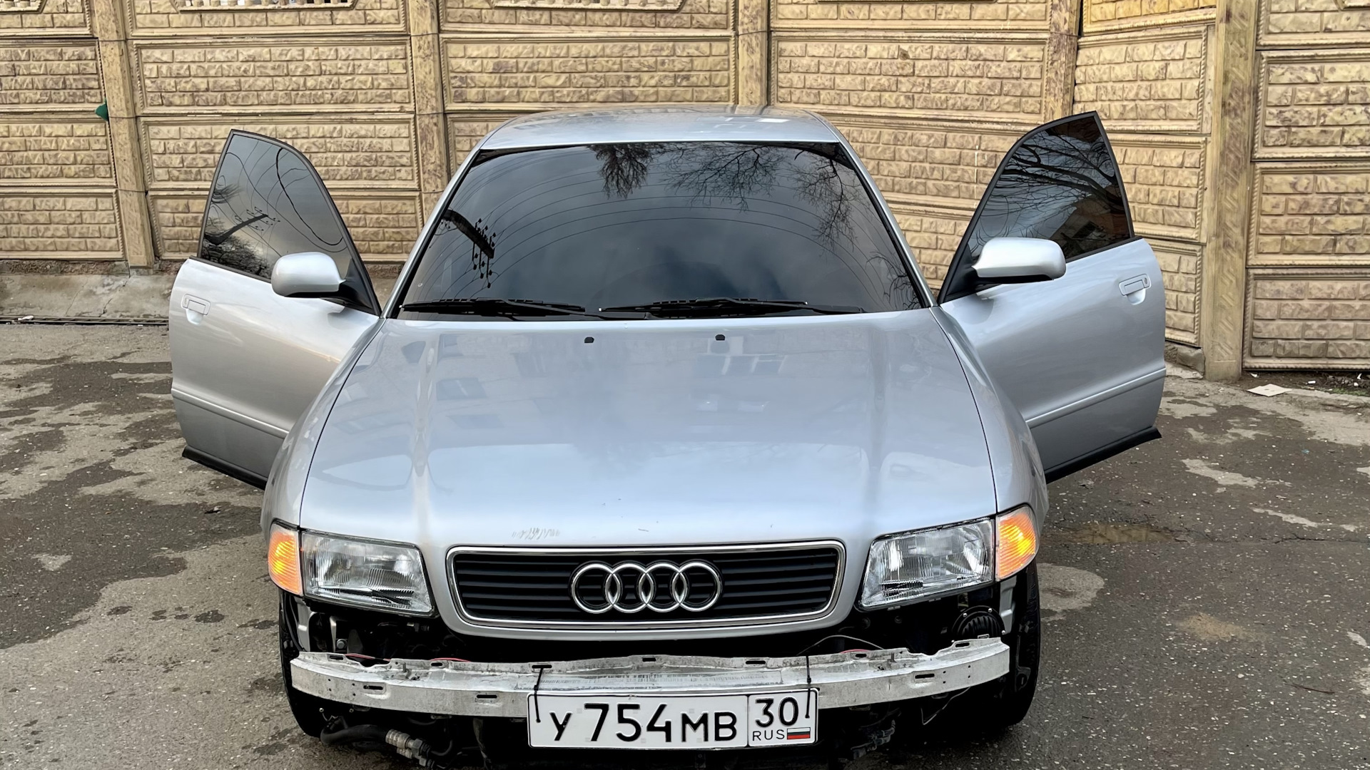 Audi A4 (B5) 1.8 бензиновый 1997 | Старушка❤️ на DRIVE2