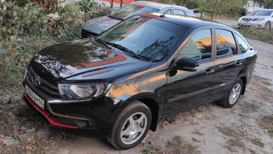 Lada Гранта Лифтбек "Black edition"