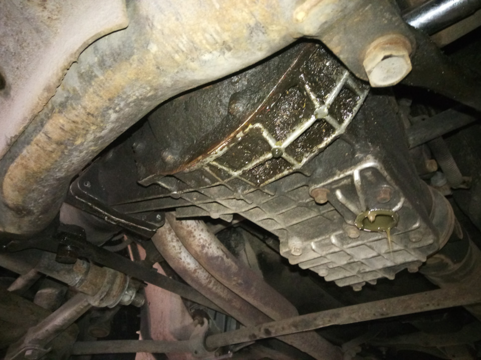 Замена сальников РПМ — Lada 4x4 3D, 1,8 л, 1999 года | своими руками ...