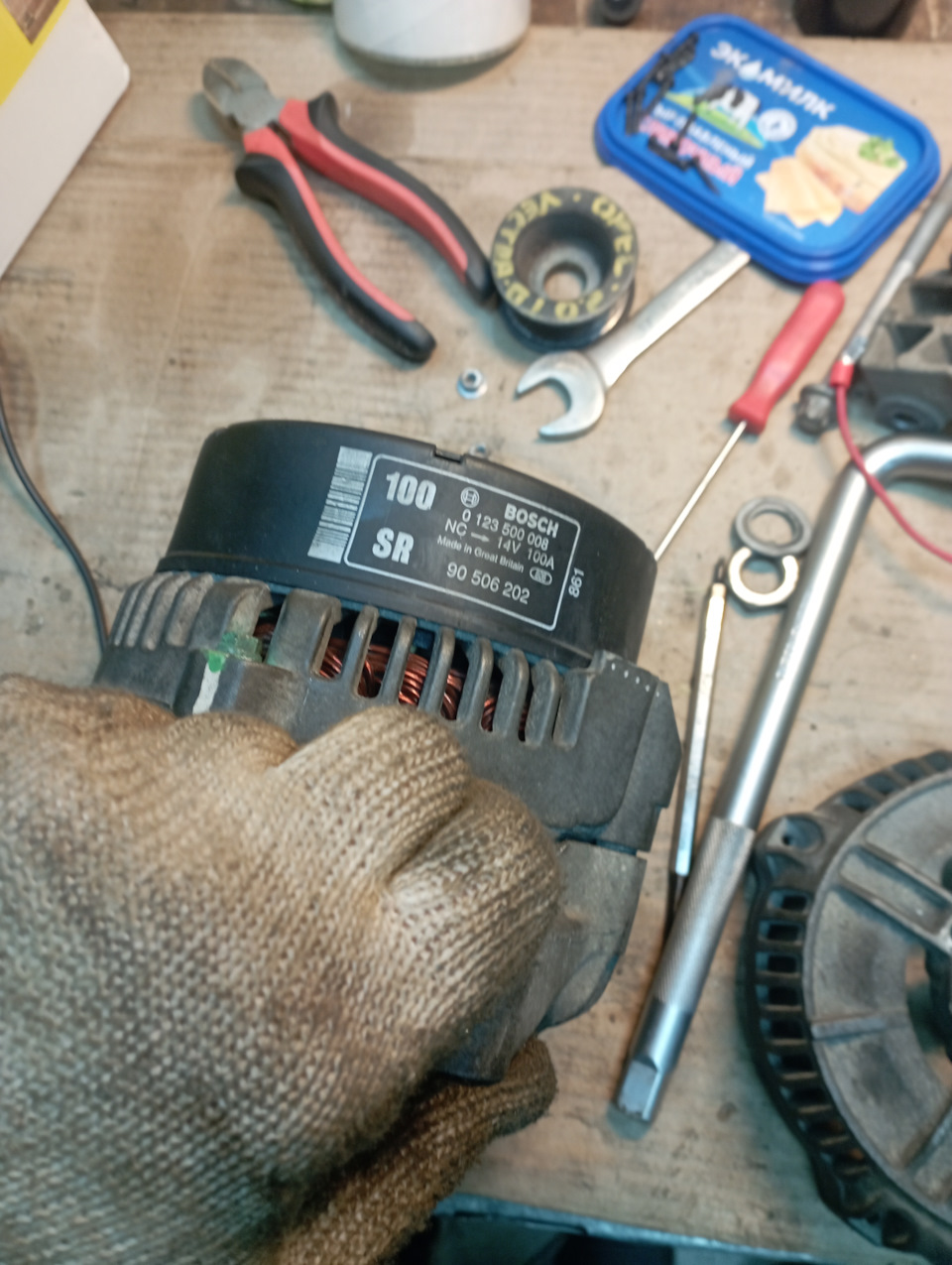 крепление генератора опель астра g z16xe. снять генератор опель вектра б. 8 ремень генератора. генератор опель вектра x16xel генератор б 1. генератор 140а опель вектра б.